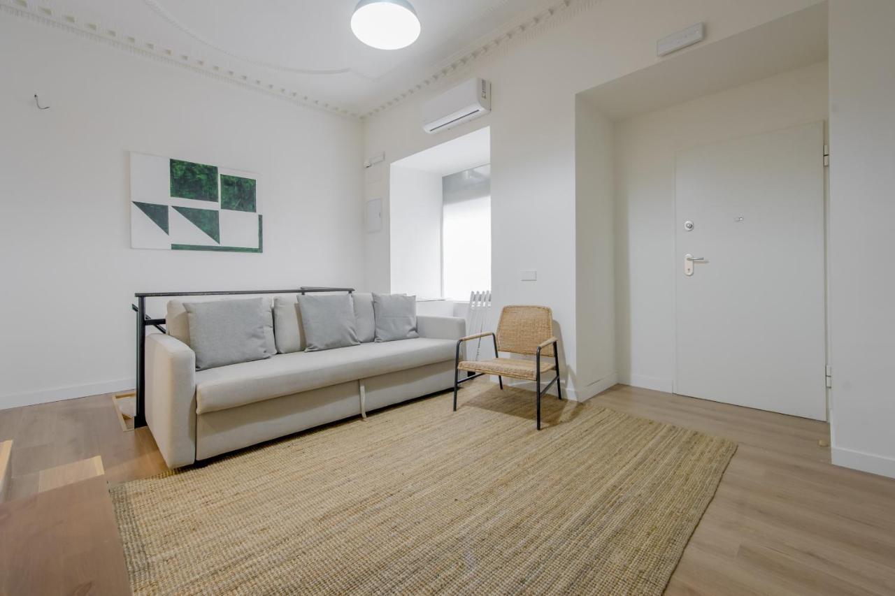 Apartment Modern Apt & Cool Interior Design En El Retiro Madrid