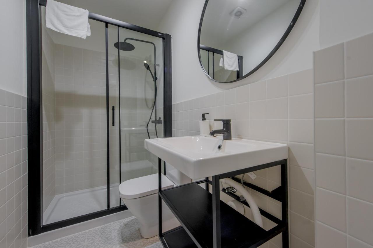 Modern Apt & Cool Interior Design En El Retiro Apartment *